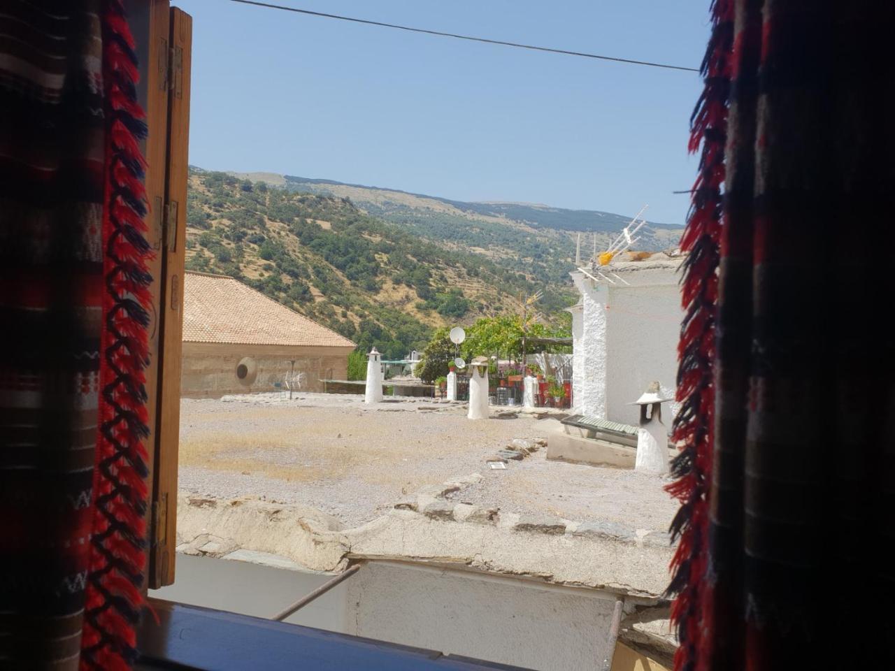 Hostal Pampaneira Ngoại thất bức ảnh